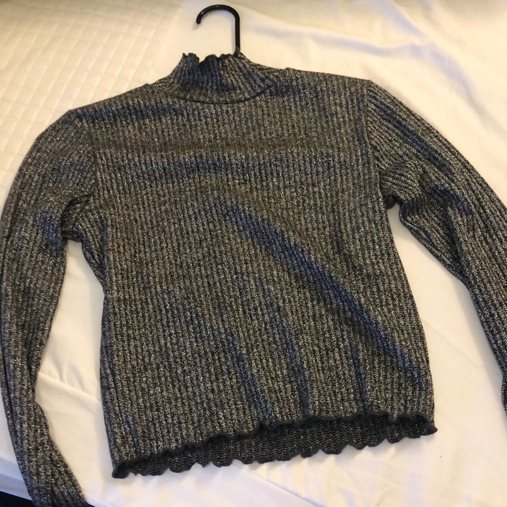 Sparkley grey top